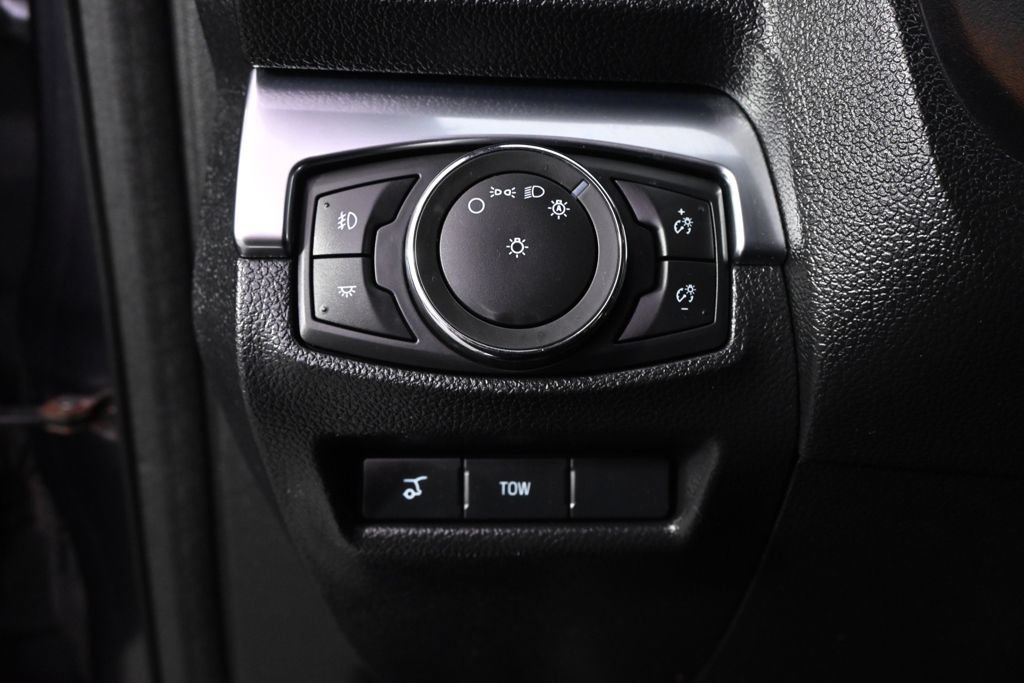 Used 2017 Ford Explorer Limited w/ Equipment Group 301A AWD/4WD image 25