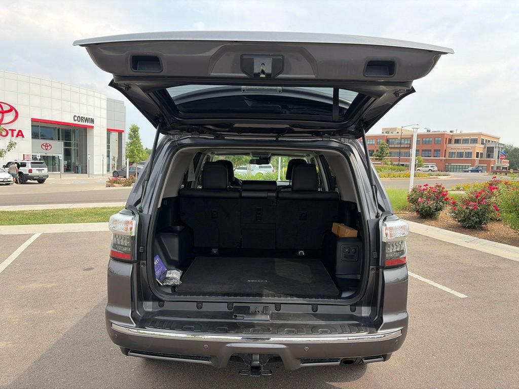 Used 2023 Toyota 4Runner Limited AWD/4WD image 18