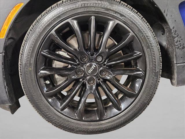 Used 2021 MINI Cooper Clubman S w/ Signature Upholstery Package image 24