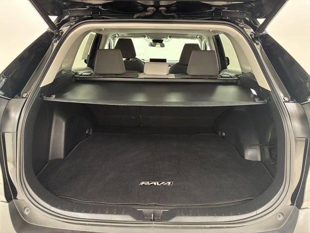 Used 2023 Toyota RAV4 XLE w/ Convenience Package AWD/4WD image 17