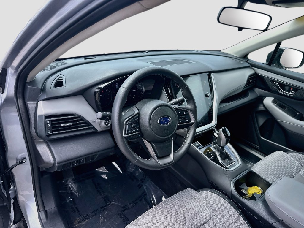 Certified 2025 Subaru Outback Premium AWD/4WD image 9