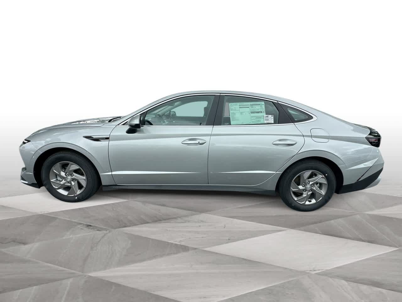 Used 2026 Hyundai Sonata SE FWD image 5