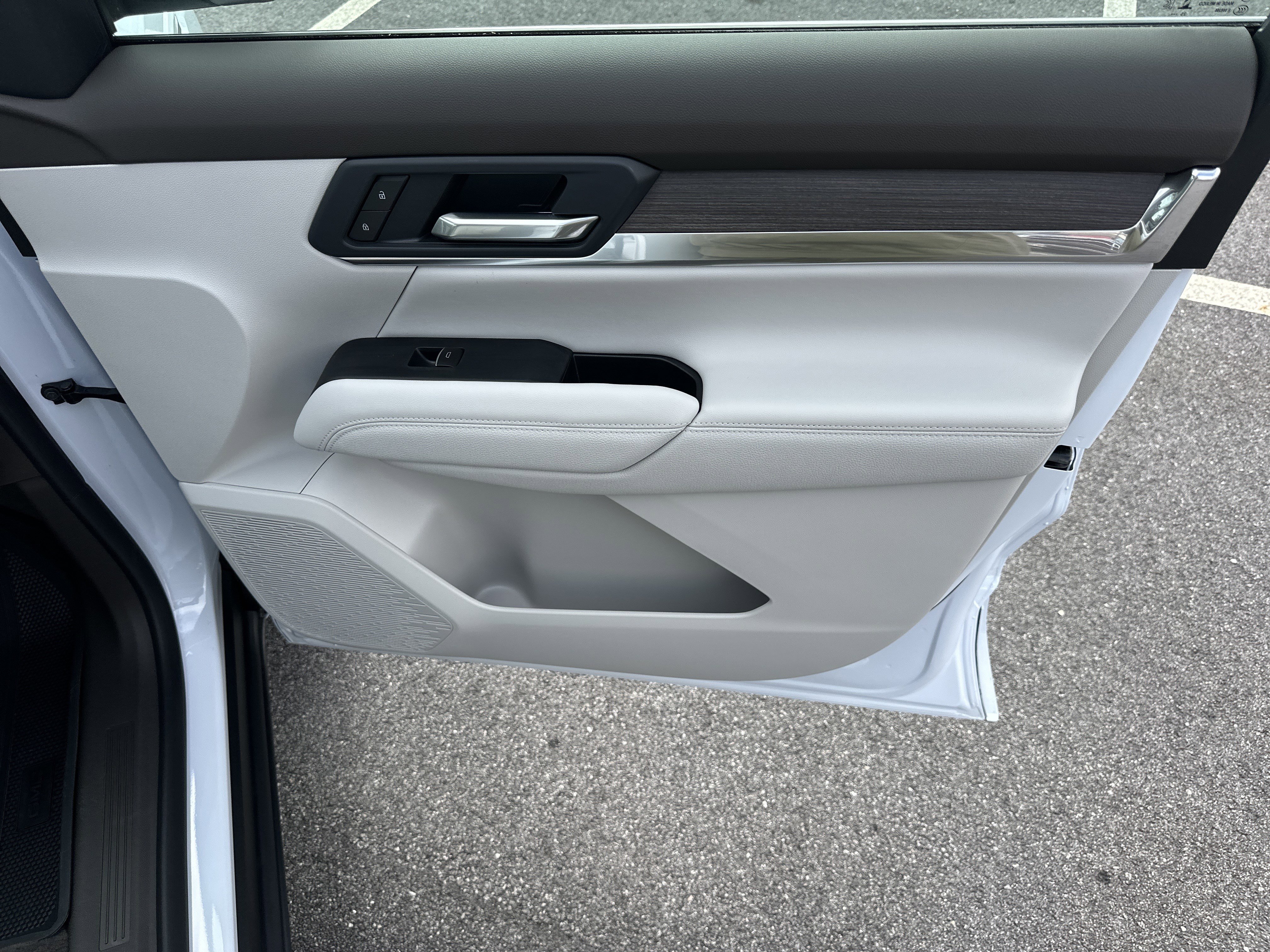 Certified 2026 GMC Terrain Denali w/ LPO, Floor Liner Package image 15