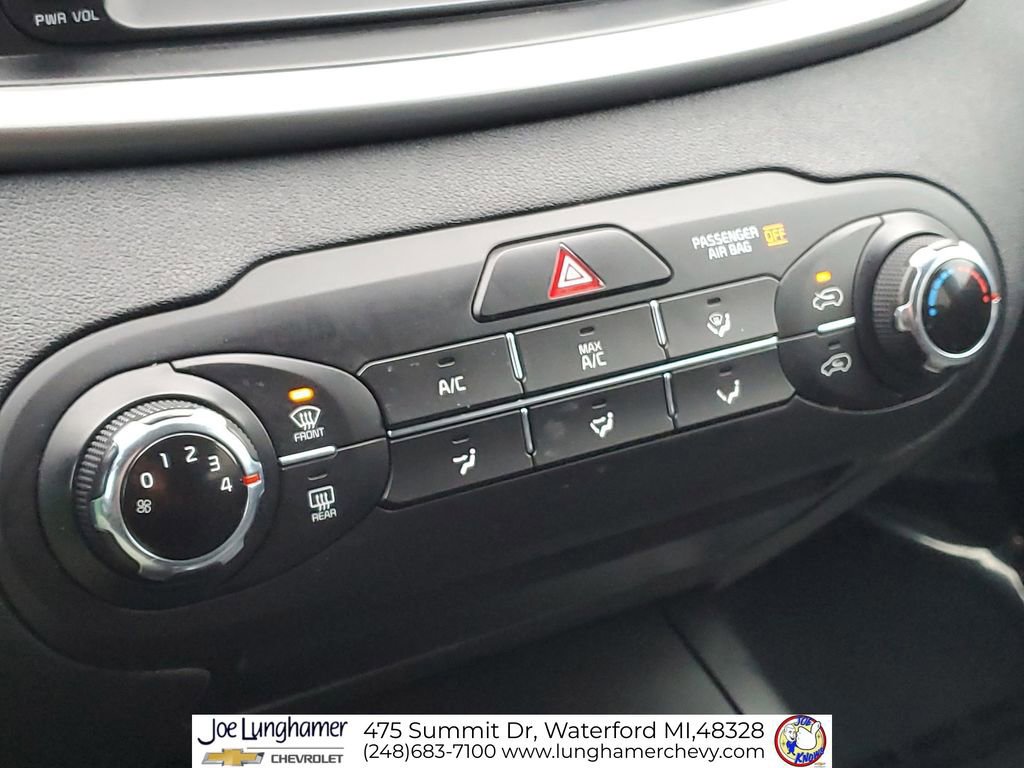 Used 2019 Kia Sorento LX image 17