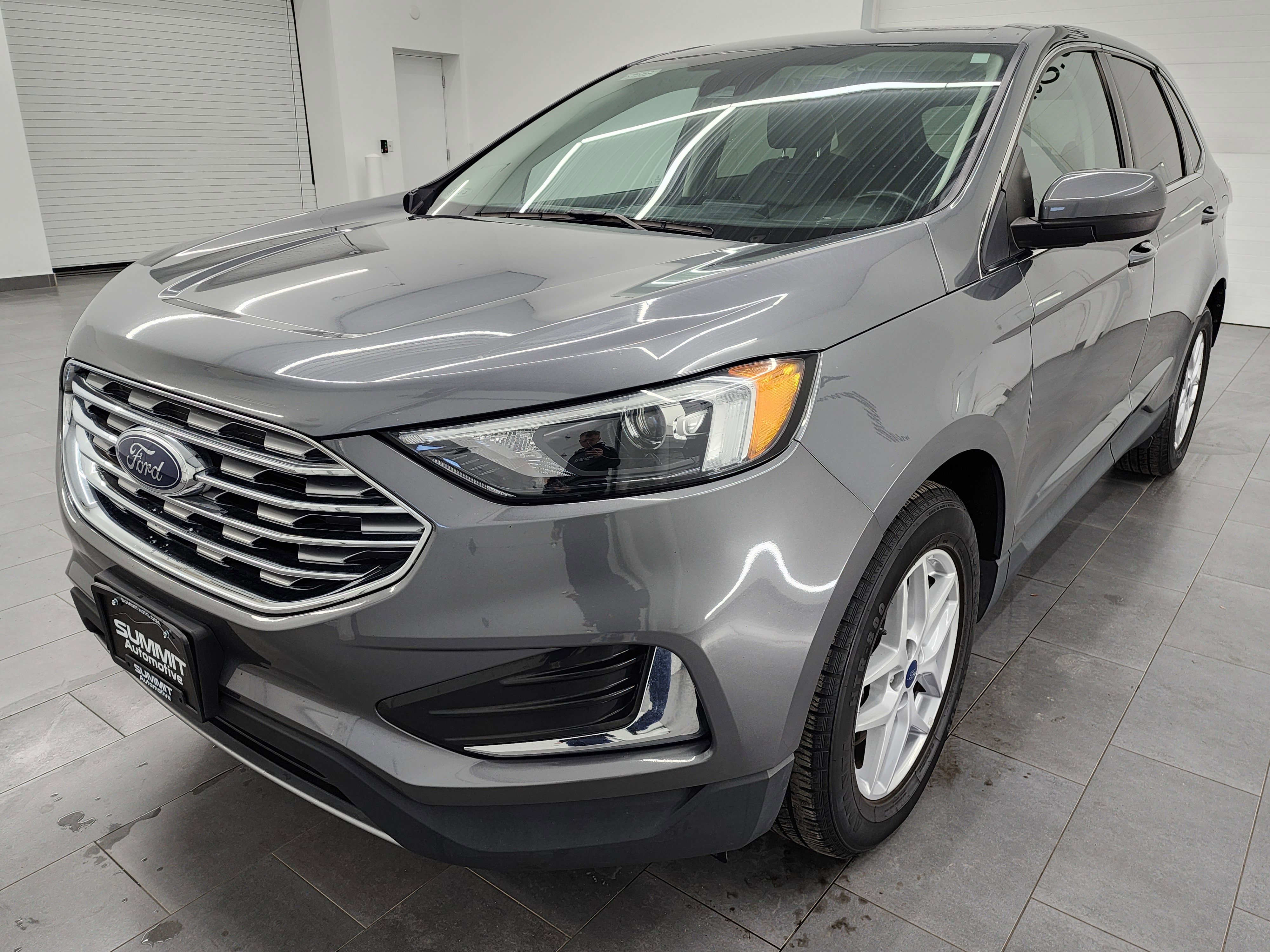Used 2022 Ford Edge SEL image 6