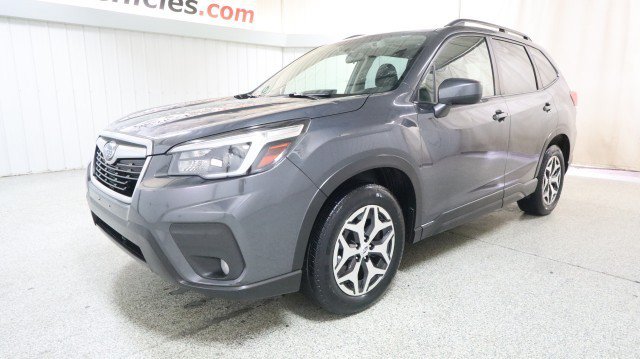 Used 2021 Subaru Forester Premium AWD/4WD image 2