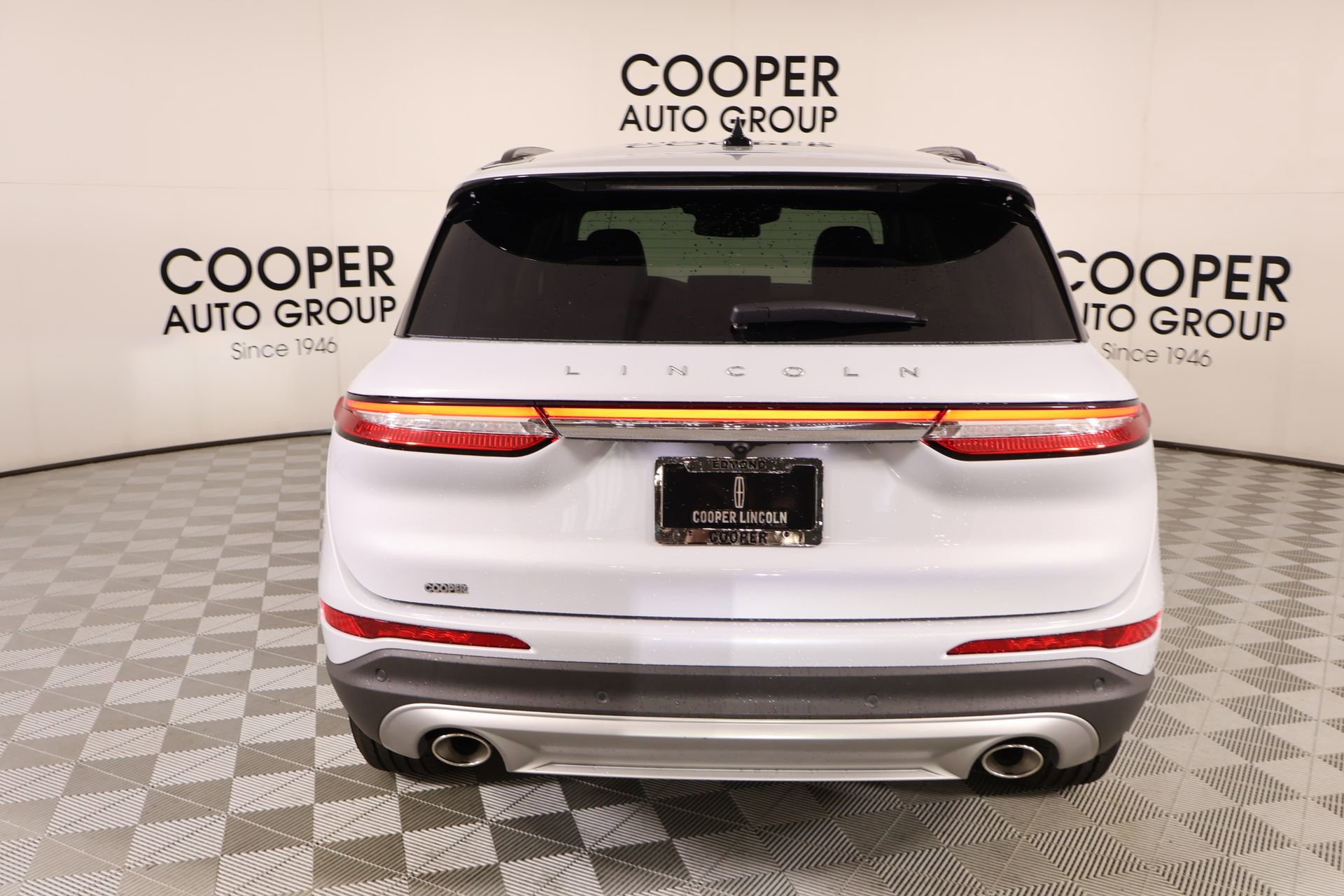New 2026 Lincoln Corsair Premiere FWD image 22