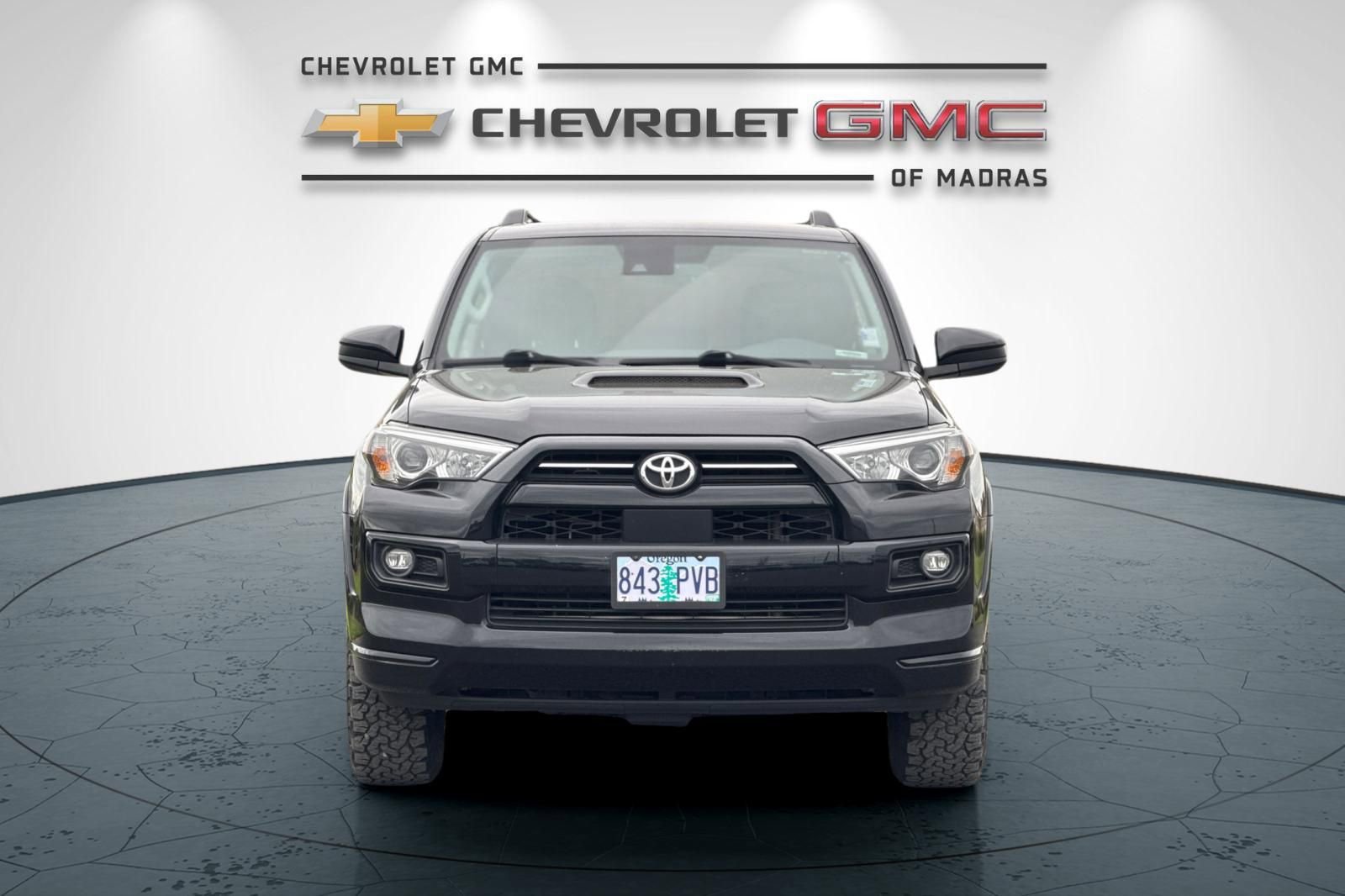 Used 2022 Toyota 4Runner TRD Sport AWD/4WD image 8