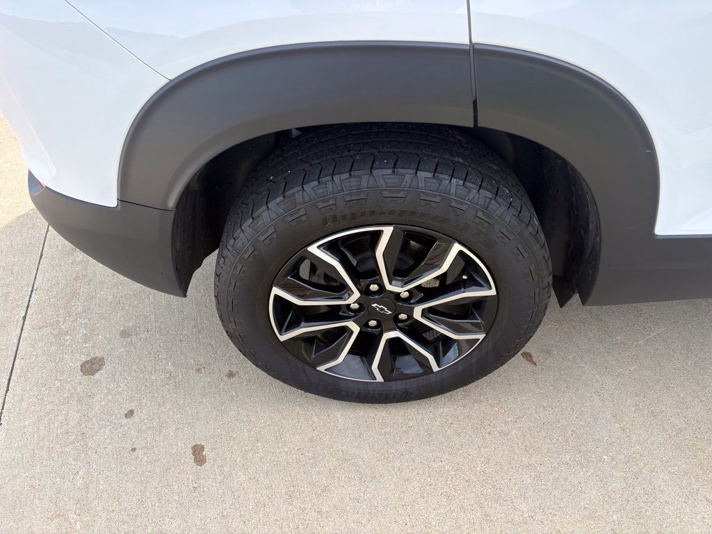 Used 2024 Chevrolet TrailBlazer ACTIV w/ Convenience Package AWD/4WD image 56