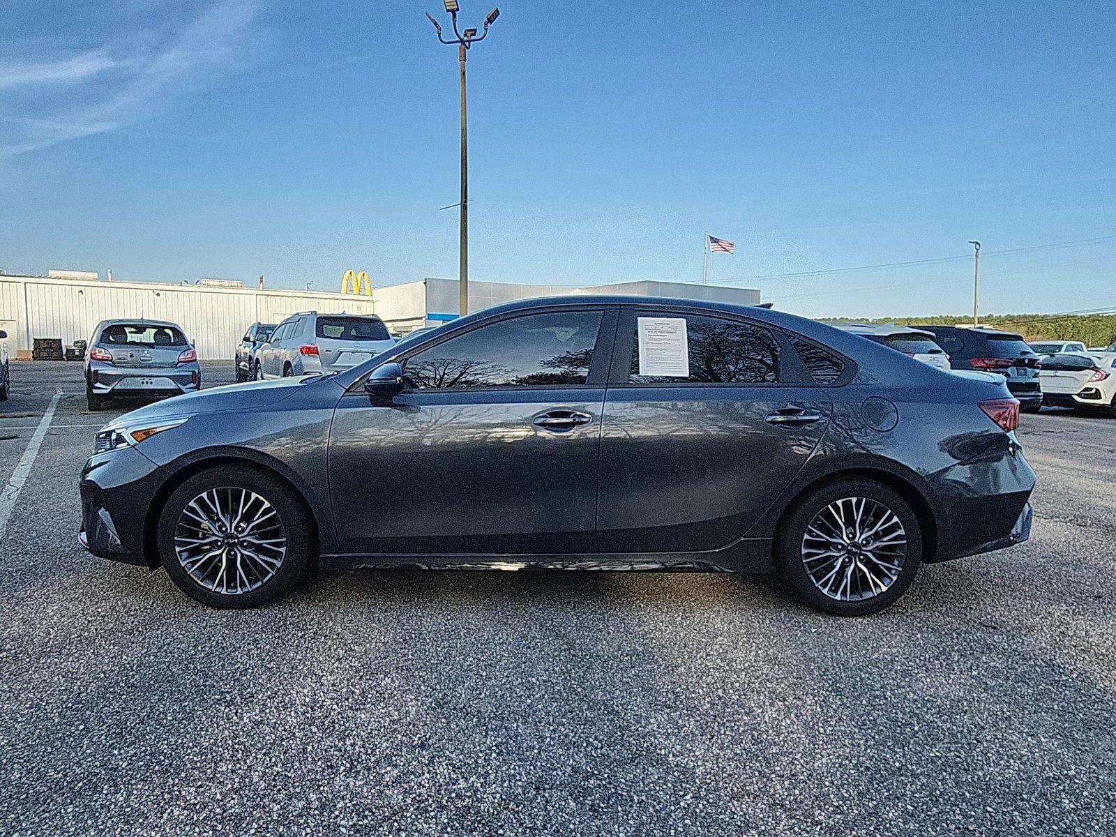 Used 2023 Kia Forte GT-Line w/ GT-Line Technology Package image 2
