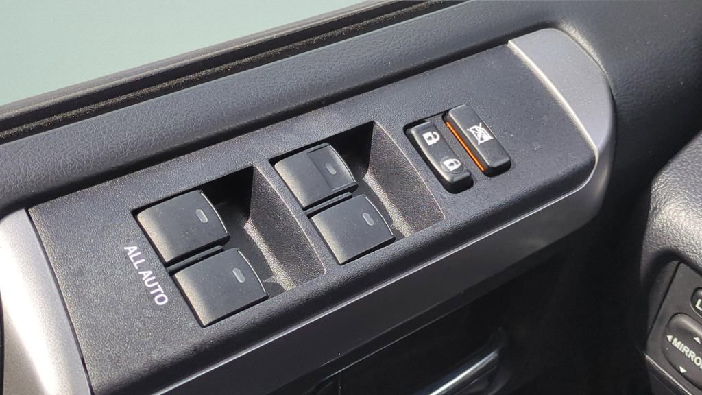 Used 2017 Toyota 4Runner SR5 image 18