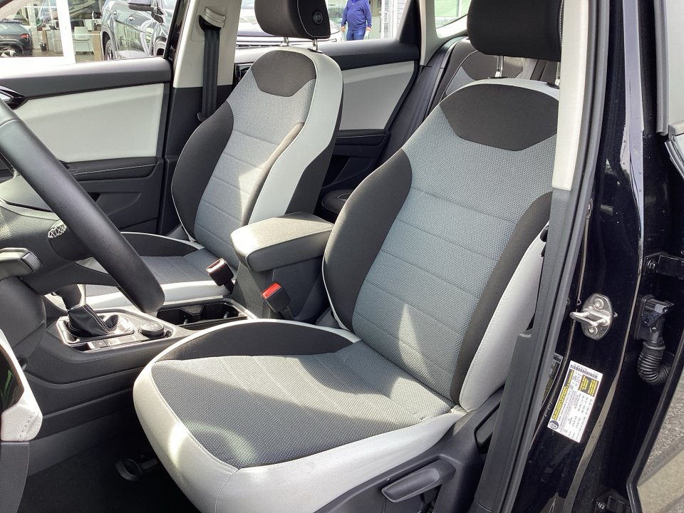 Certified 2025 Volkswagen Taos S AWD/4WD image 30