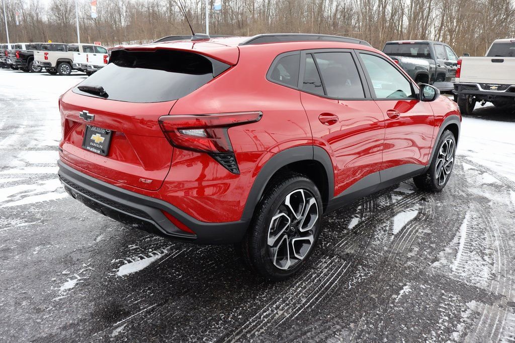 New 2026 Chevrolet Trax RS w/ Sunroof Package image 29