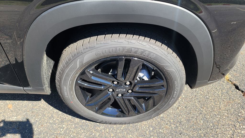 New 2026 Chevrolet Trax ACTIV w/ Driver Confidence Package image 15