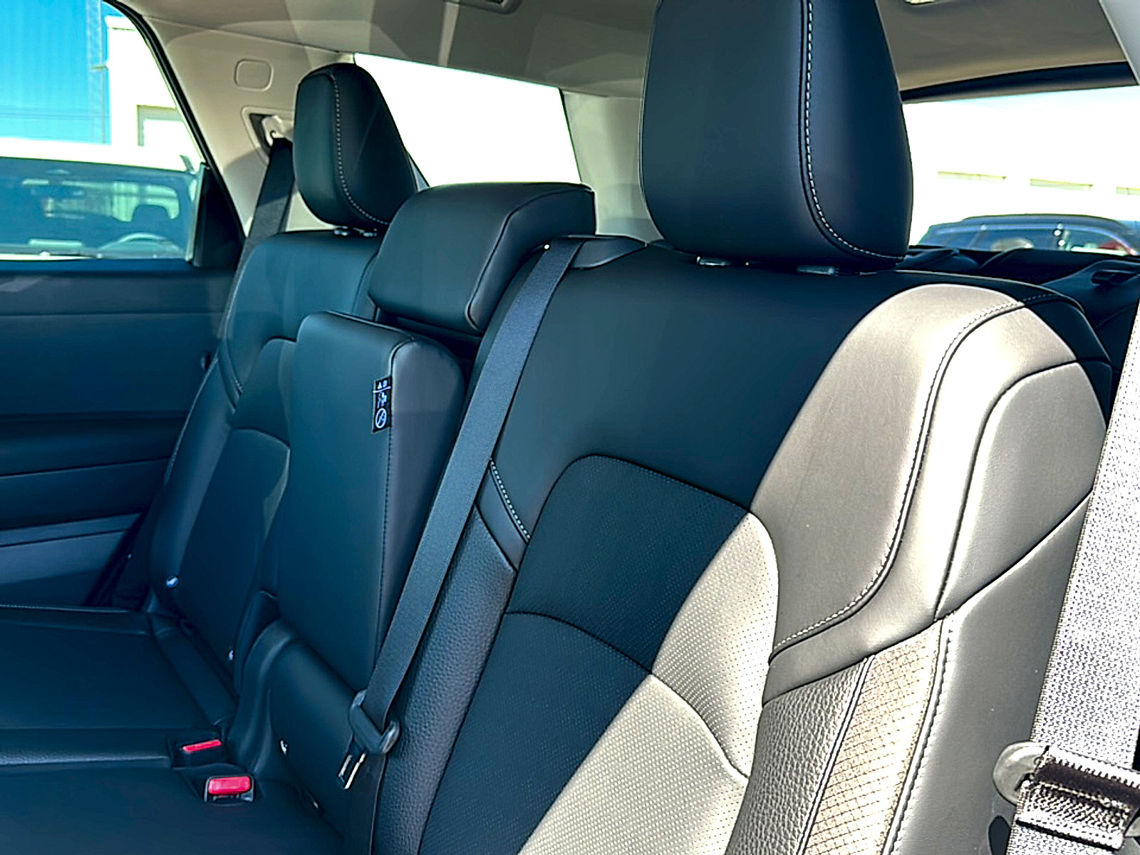 New 2026 Nissan Pathfinder SL image 16