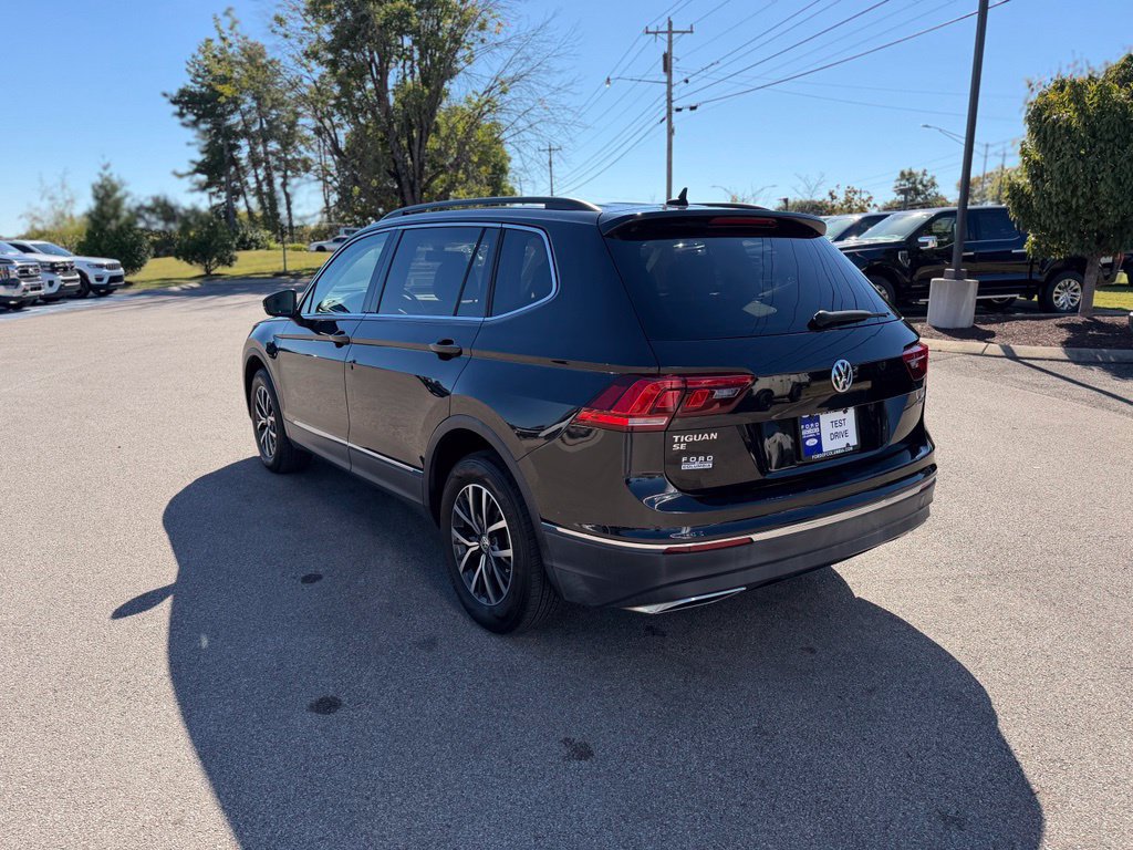 Used 2018 Volkswagen Tiguan SE w/ Panoramic Sunroof Package AWD/4WD image 5