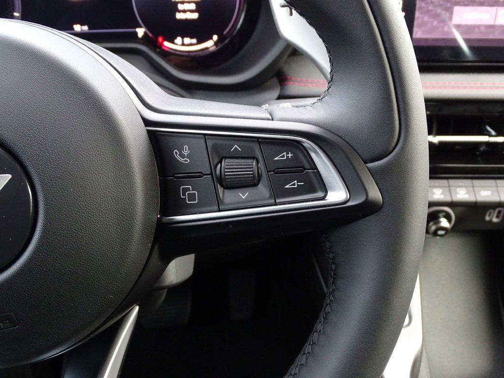 New 2024 Dodge Hornet R/T w/ Tech Pack w/o Parking image 30