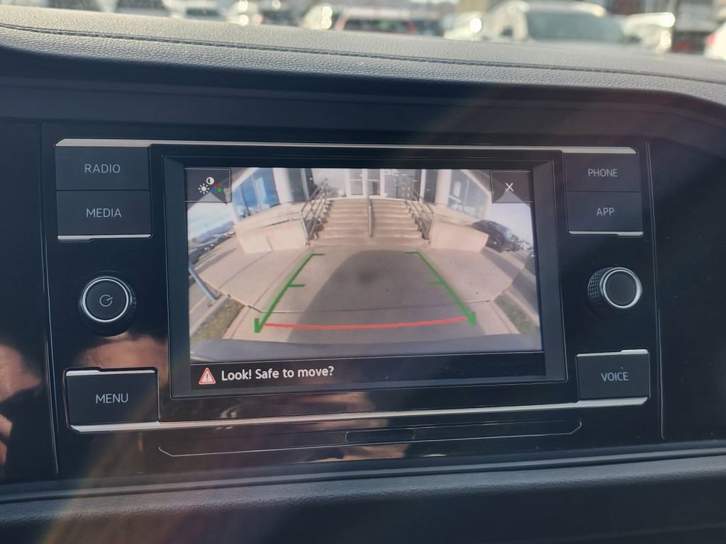 Used 2024 Volkswagen Jetta SE image 20