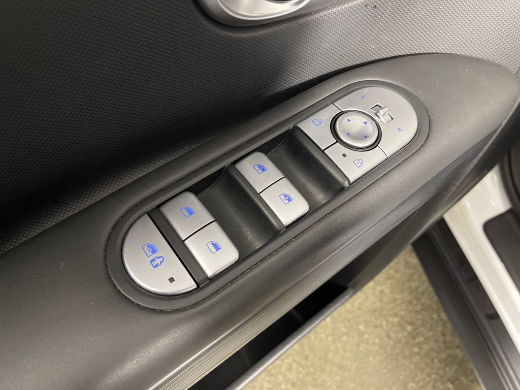 Certified 2024 Hyundai Ioniq 5 SEL RWD image 18