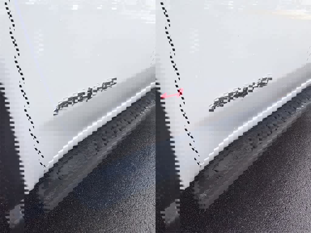 Used 2022 GMC Sierra 2500 AT4 w/ AT4 Premium Plus Package image 27