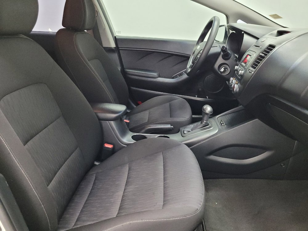 Used 2016 Kia Forte LX image 21
