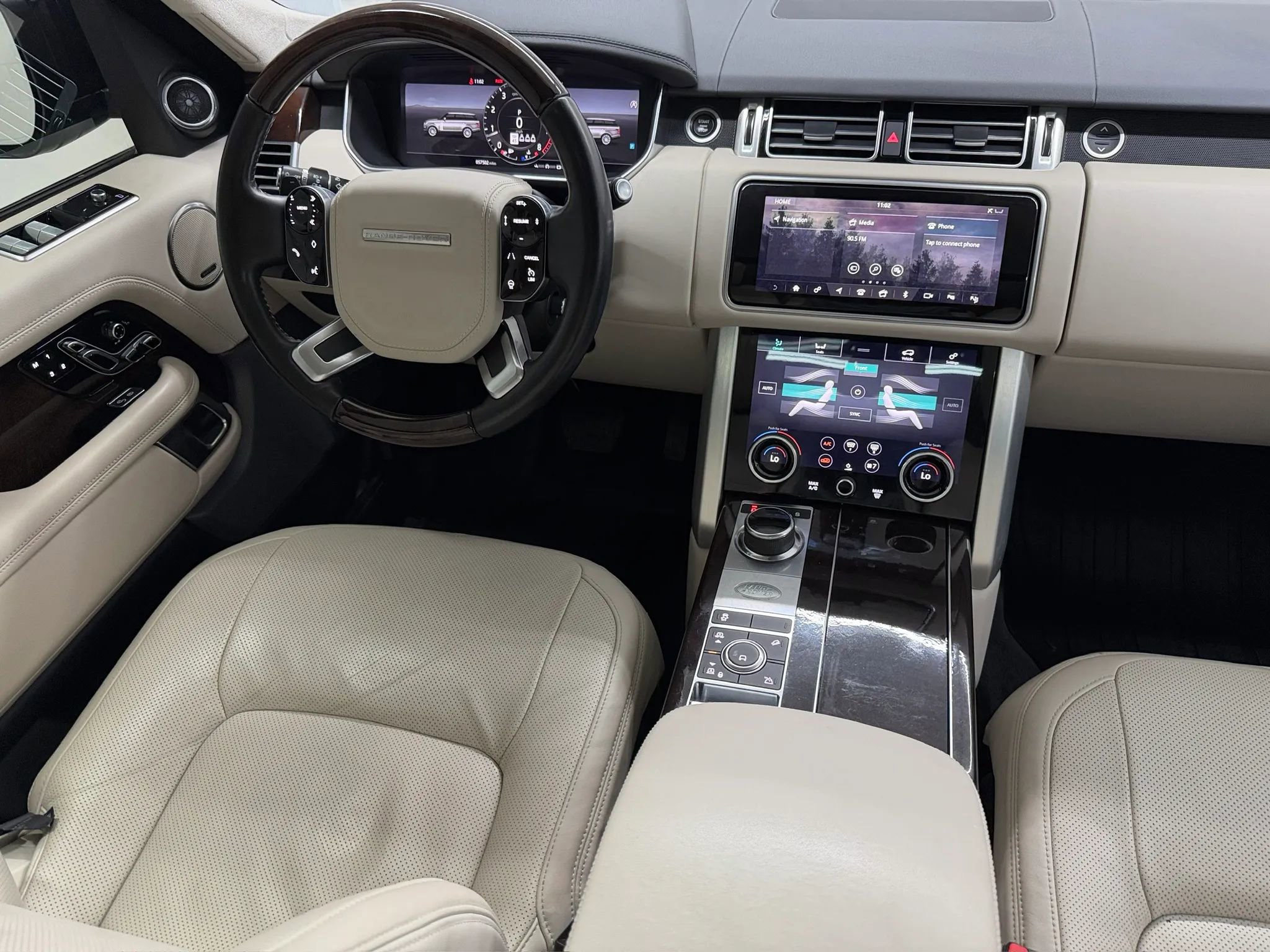 Used 2019 Land Rover Range Rover Long Wheelbase Supercharged AWD/4WD image 33