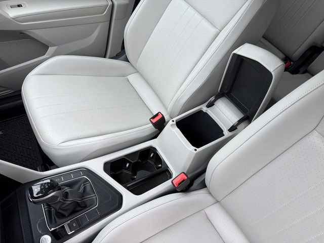 Used 2022 Volkswagen Tiguan SE image 23