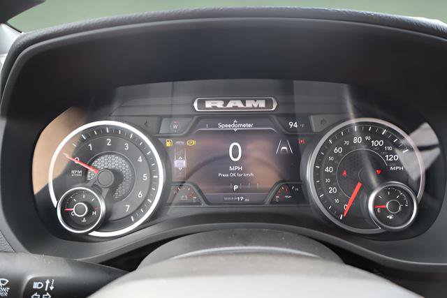 New 2026 RAM 1500 Express AWD/4WD image 19