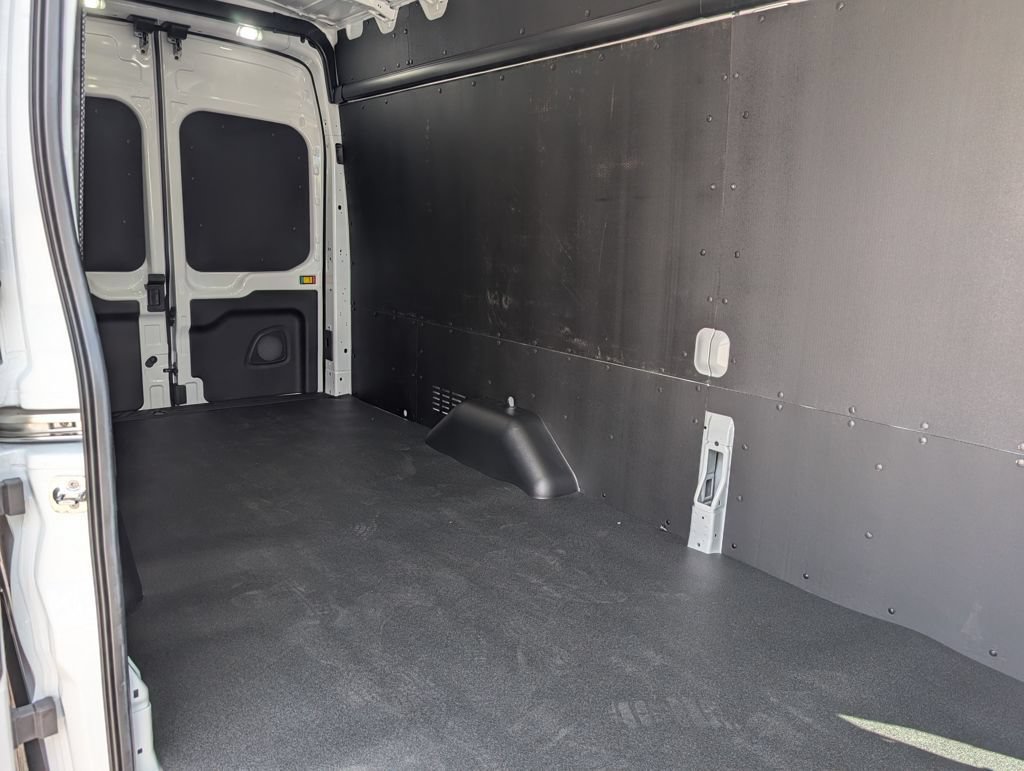 New 2026 Ford Transit 250 148 High Roof w/ Load Area Protection Package RWD image 15