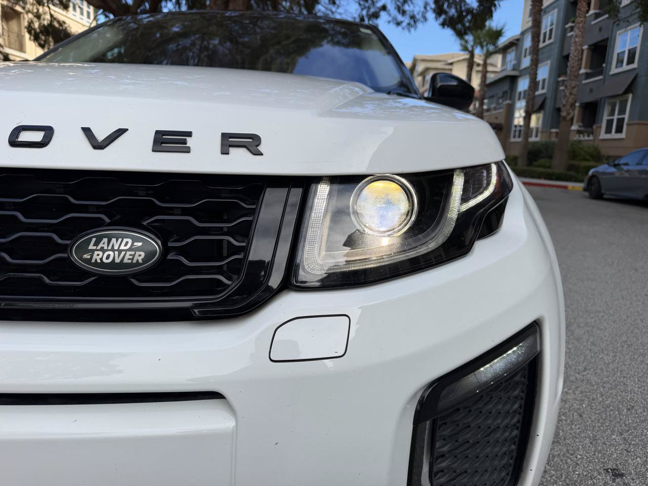 Used 2016 Land Rover Range Rover Evoque HSE Dynamic AWD/4WD image 18