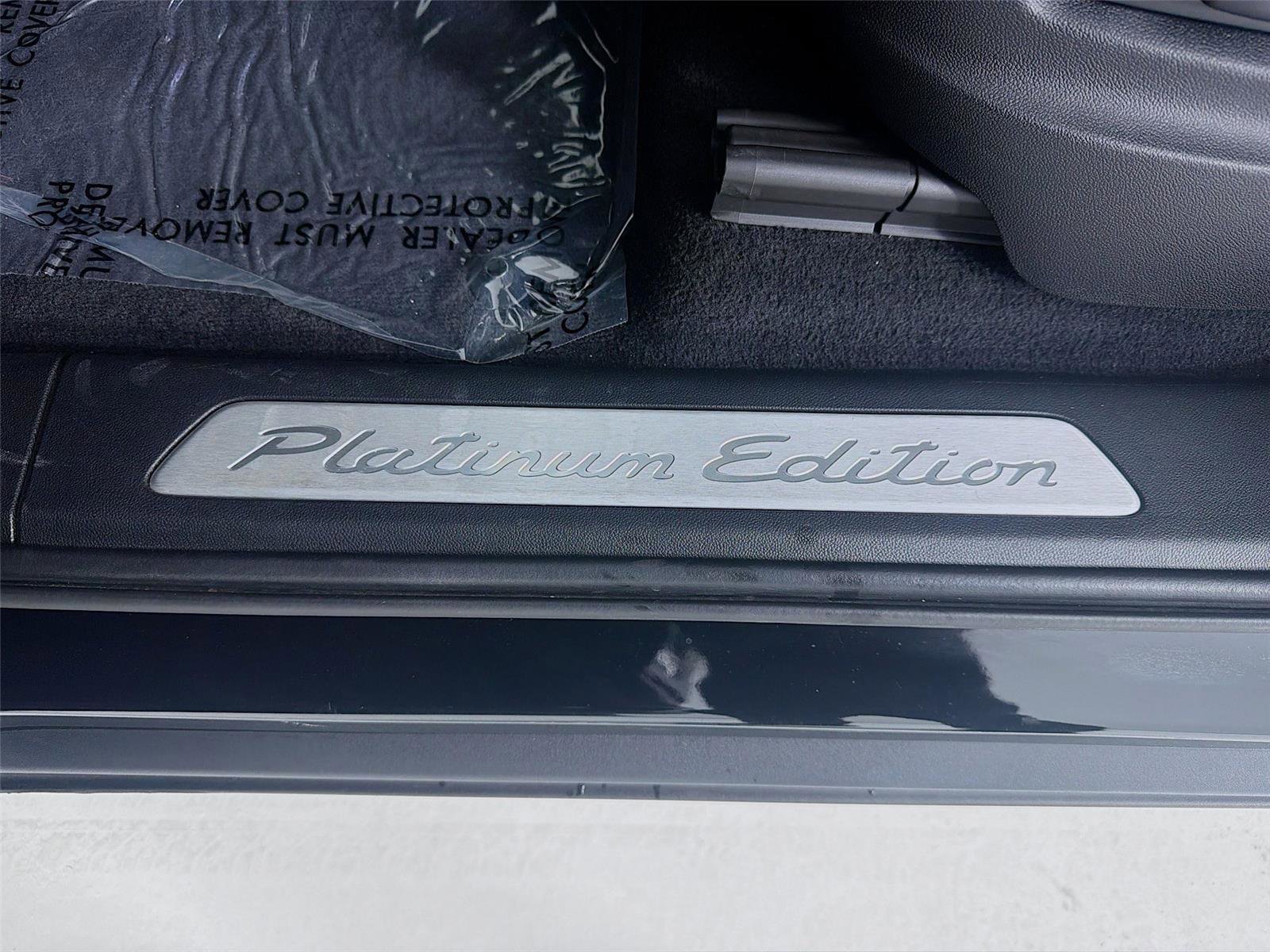 Certified 2023 Porsche Cayenne S image 10