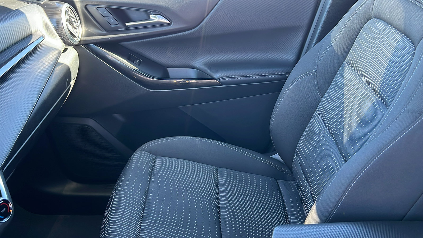 Certified 2025 Chevrolet Equinox LT AWD/4WD image 19