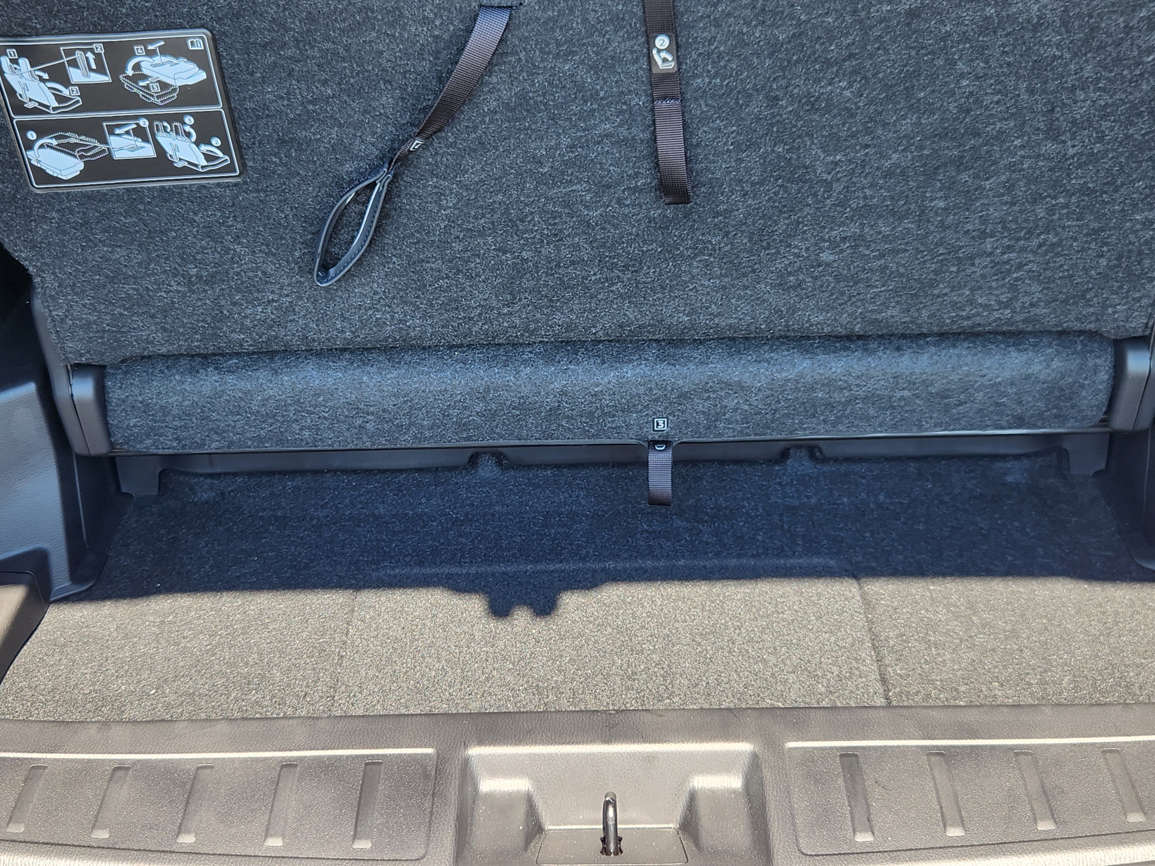 New 2025 Mitsubishi Outlander SE image 13