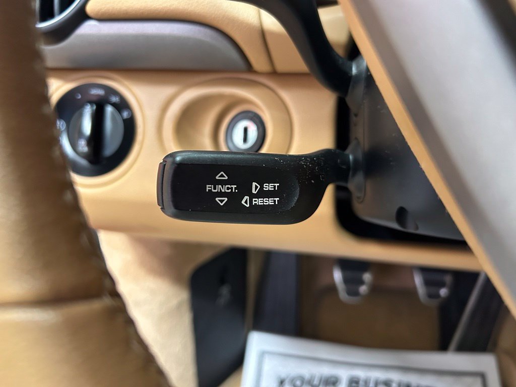 Used 2008 Porsche Cayman RWD image 9