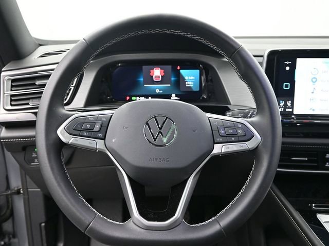 Used 2024 Volkswagen Atlas Cross Sport SE image 12