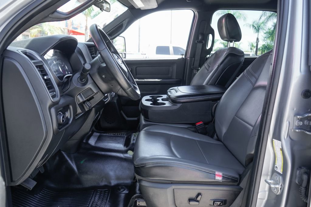 Used 2024 RAM 3500 Tradesman image 18