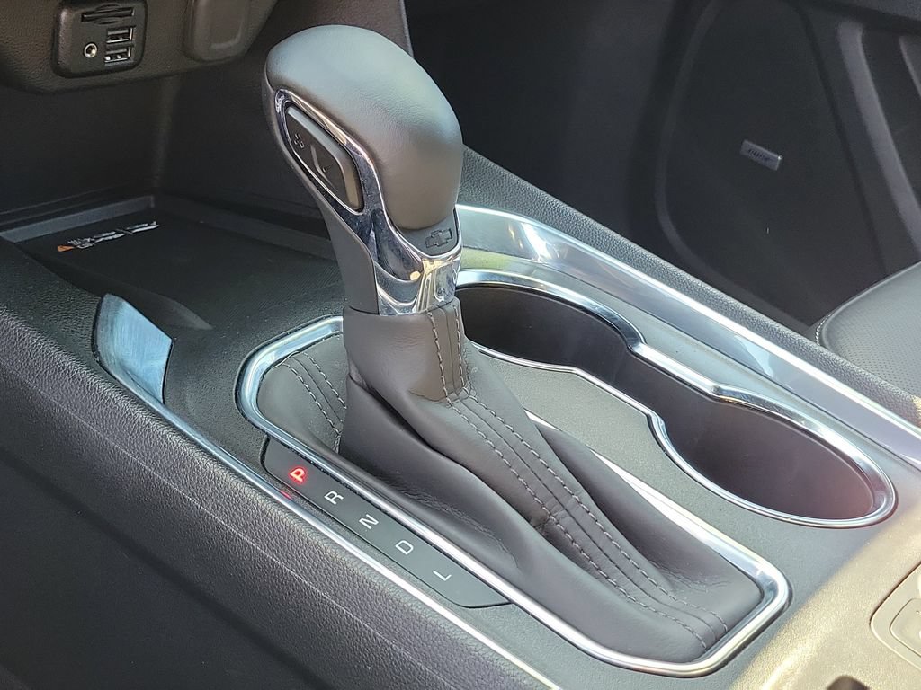 Used 2024 Chevrolet Traverse Premier w/ Redline Edition FWD image 31