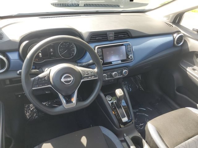 Certified 2025 Nissan Versa SV w/ Trunk Package FWD image 10