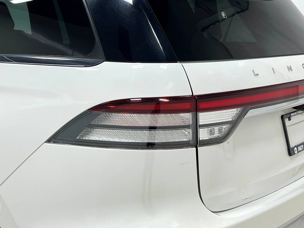 Used 2020 Lincoln Aviator Reserve w/ Elements Package Plus AWD/4WD image 35