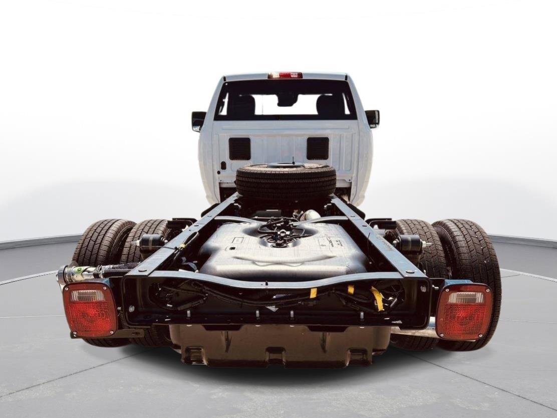 New 2025 RAM 3500 Tradesman image 27