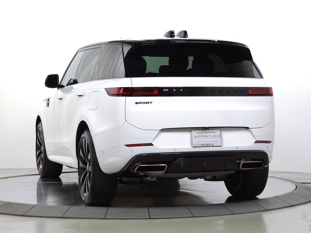 Used 2025 Land Rover Range Rover Sport Dynamic SE AWD/4WD image 3