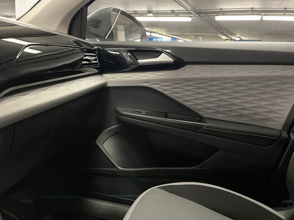 Certified 2024 Volkswagen Taos S AWD/4WD image 28