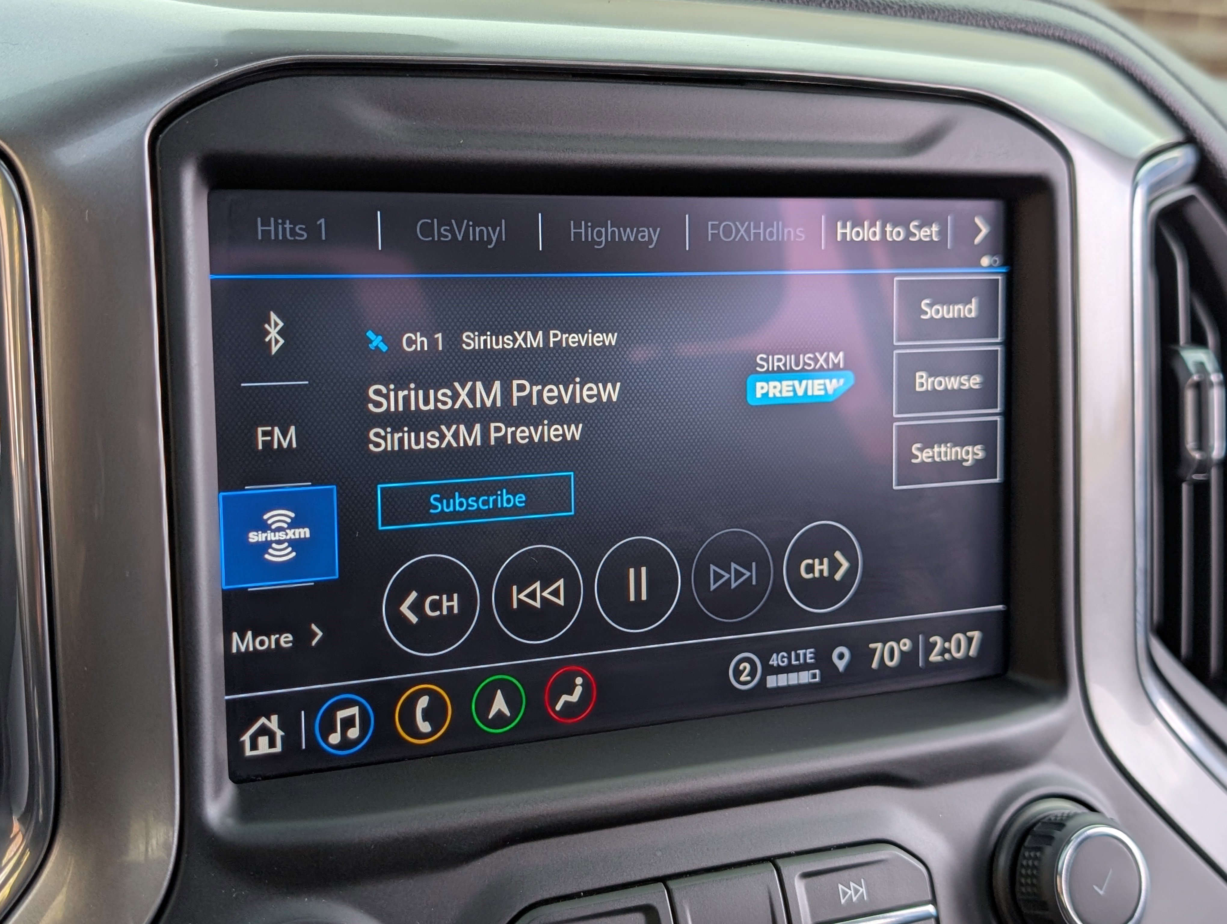 Used 2022 Chevrolet Silverado 1500 LTZ w/ Technology Package image 30