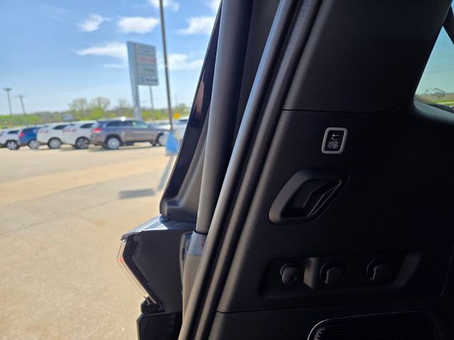 New 2026 Jeep Grand Wagoneer Limited AWD/4WD image 16