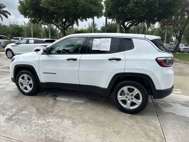 Used 2023 Jeep Compass Sport AWD/4WD image 14