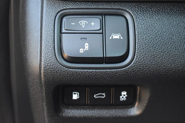 Used 2020 Kia Optima LX FWD image 19