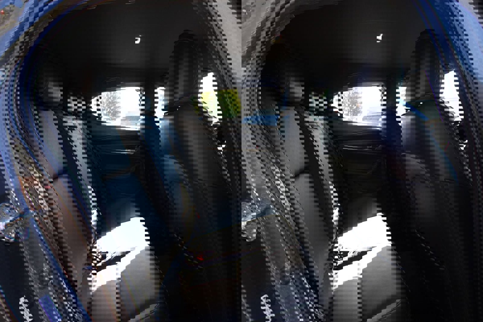 Used 2020 MAZDA MAZDA3 Base image 24