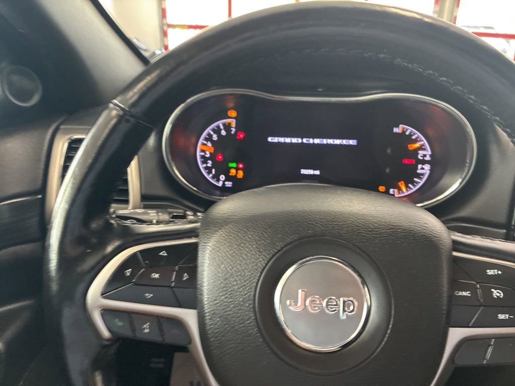 Used 2020 Jeep Grand Cherokee Altitude AWD/4WD image 45