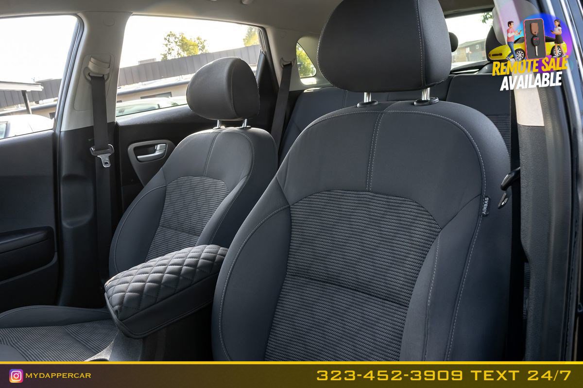 Used 2018 Kia Niro LX image 11