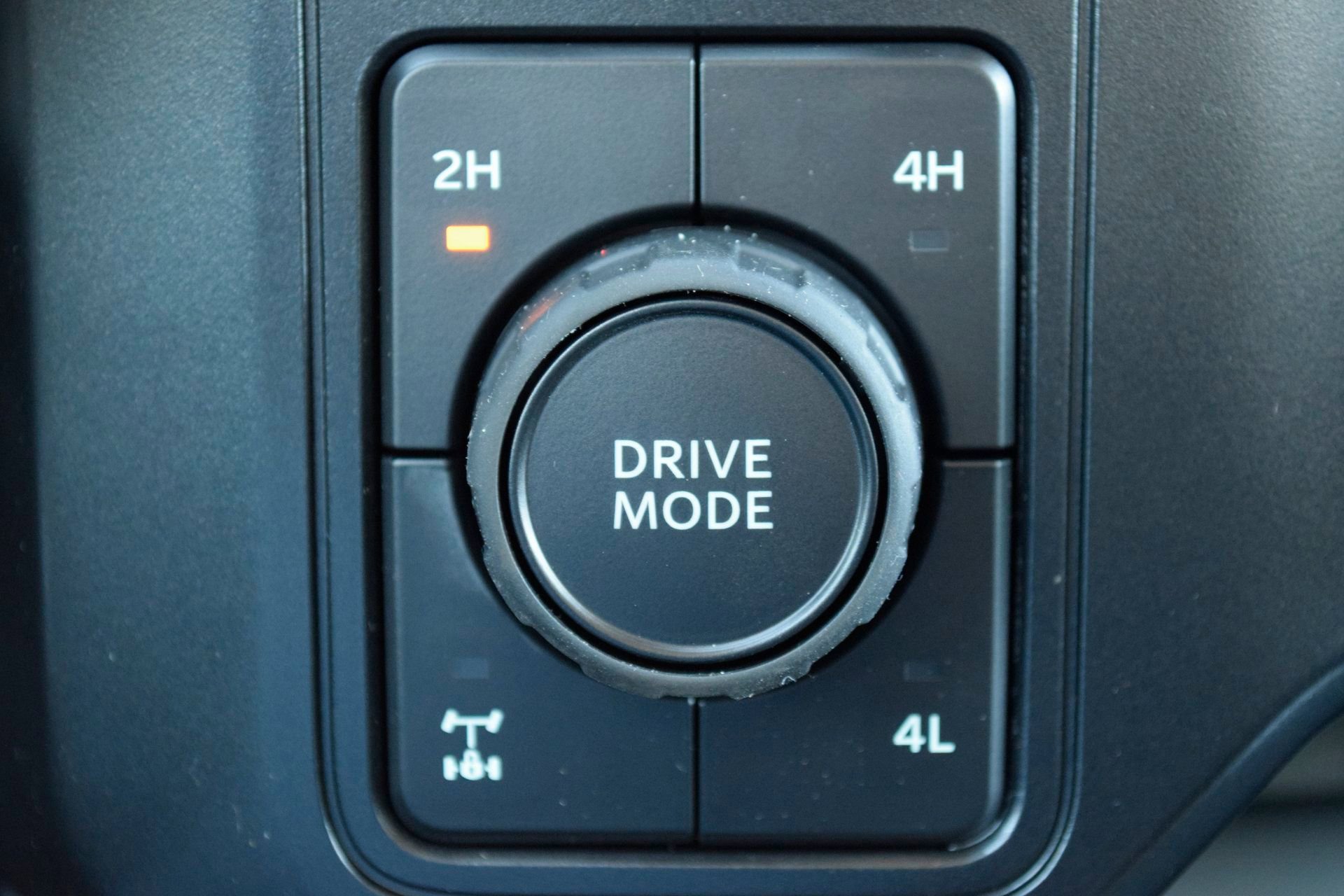 New 2026 Ford F250 Lariat w/ Chrome Package image 16